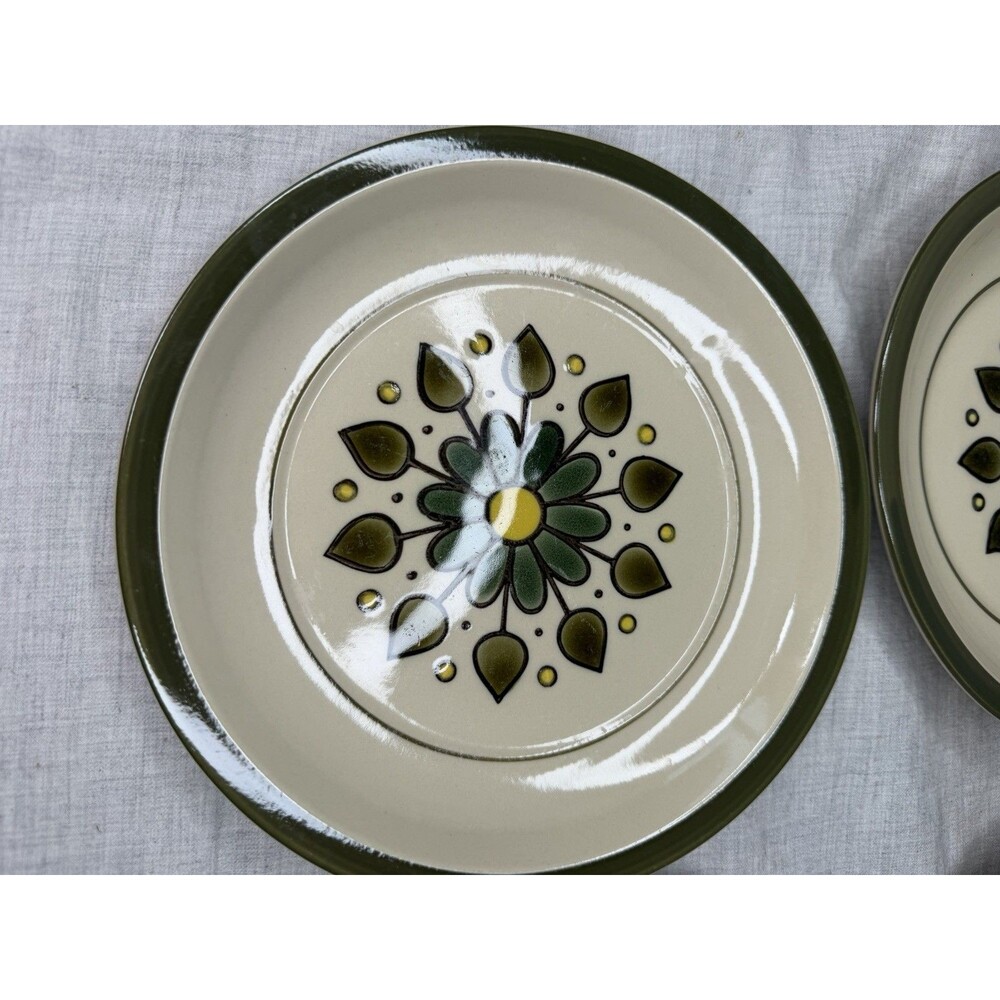 Vintage Montego Stoneware 4113 Green Floral 7.5" Dessert Salad Plate Japan Set-4 - Picture 2 of 8